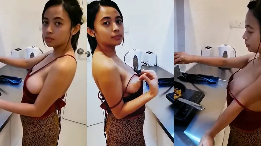 Bokep Indo Pembantu Masak Siap Dientot Kapan Pun